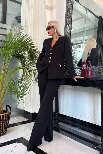 Gold Yıldız Düğmeli Siyah Blazer Takım